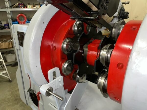 FMI MECFOND A365 6 STATION AUTOMATIC FLANGER Ø99