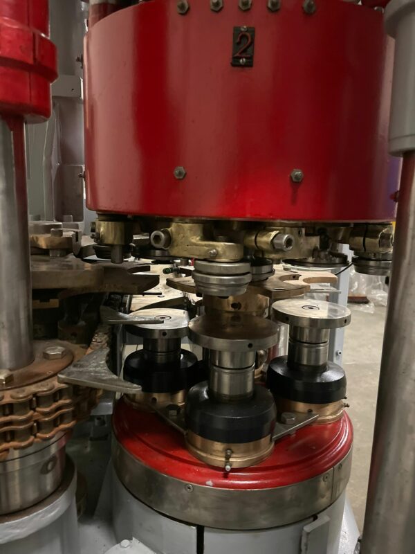 FMC 550 Automatic 4 Head Seamer