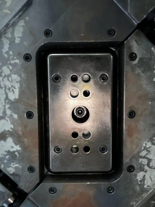 Complete Line For Rectangular Can For 181x107 mm.