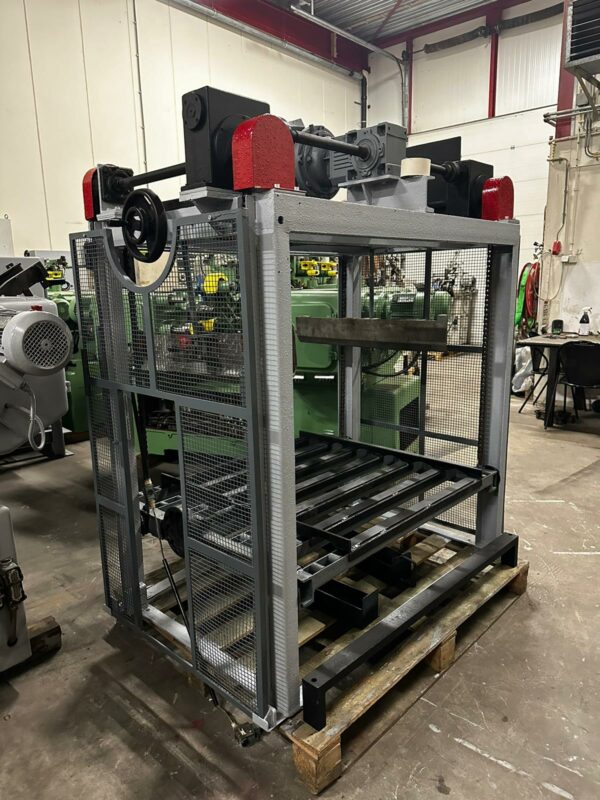 Volcano 1100 Automatic Duplex Slitter Including Feeder & End Stacker