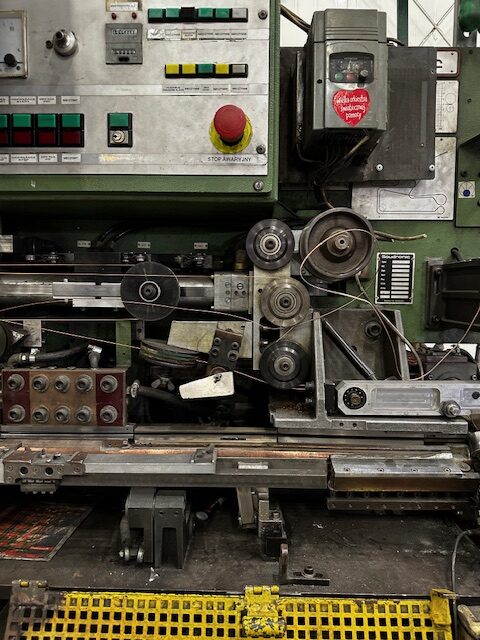 Complete aerosol can line for 65 mm