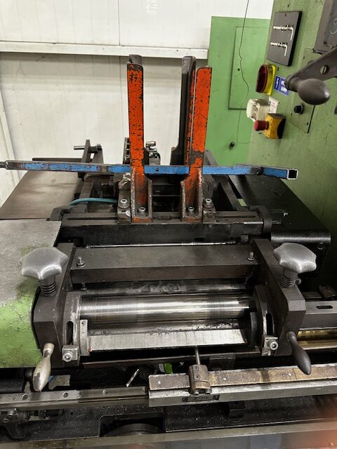 Complete aerosol can line for 52 mm