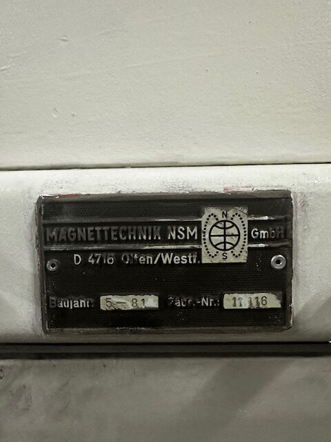 Magnettechnik NSM Palletizer/Tray packing for aerosols